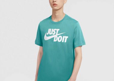 NIKE SPORTSWEAR `JUST DO IT` SWOOSH T-SHIRT ΠΡΑΣΙΝΟ - NIKE - 
